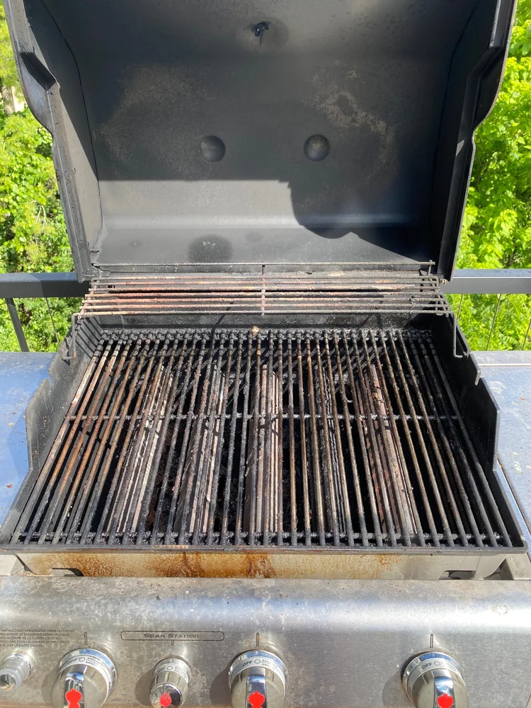 Before: Weber 4-burner gas grill with Sear Station, prior to service